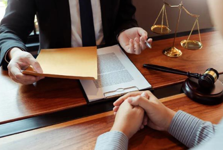 Luật sư tư vấn hợp đồng chuyển nhượng chuyên nghiệp và tận tâm
