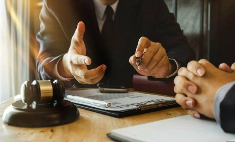 luật sư tư vấn pháp lý bảo vệ quyền lợi người mua