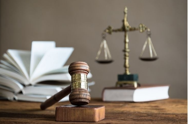 Luật sư tư vấn thừa kế tài sản giữa cha con