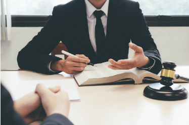 Luật sư giải quyết tranh chấp thương mại hiệu quả nhanh chóng