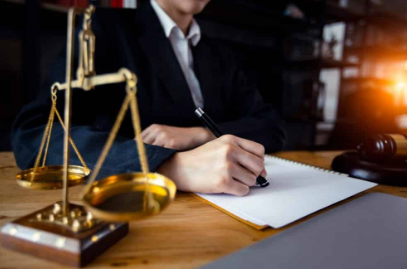 Luật sư hỗ trợ gia hạn giấy phép