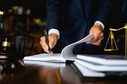 Luật sư giải quyết vi phạm thuế