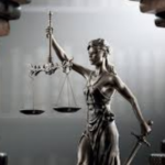 Luật sư giải quyết tranh chấp lao động